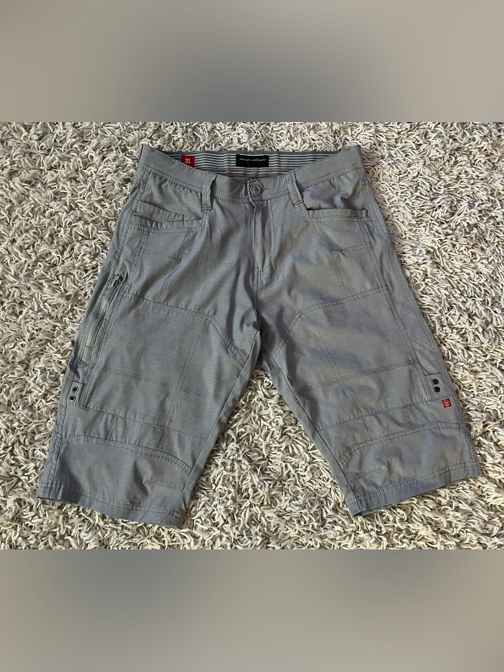Private Member Actiflex Men’s Long Gray Shorts Lightweight 5-pockets 31” Waist